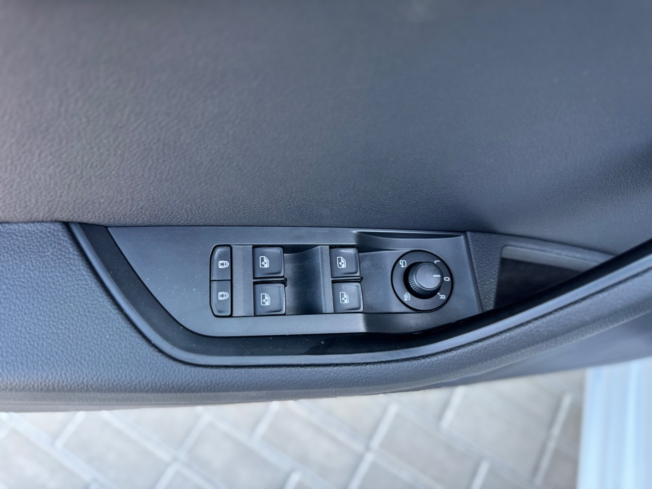 Skoda Superb - фото 39