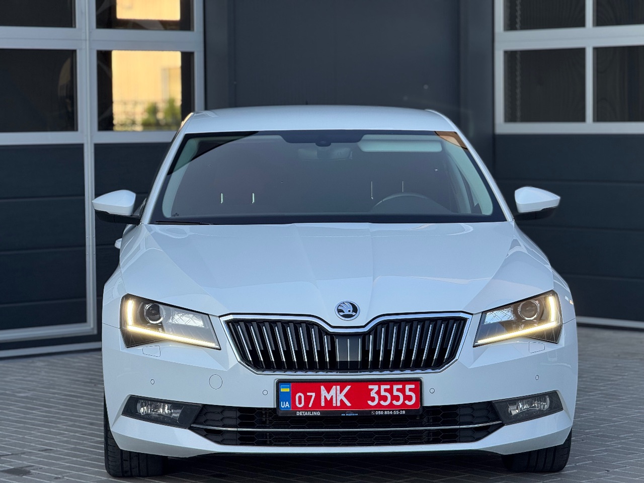 Skoda Superb - фото 8