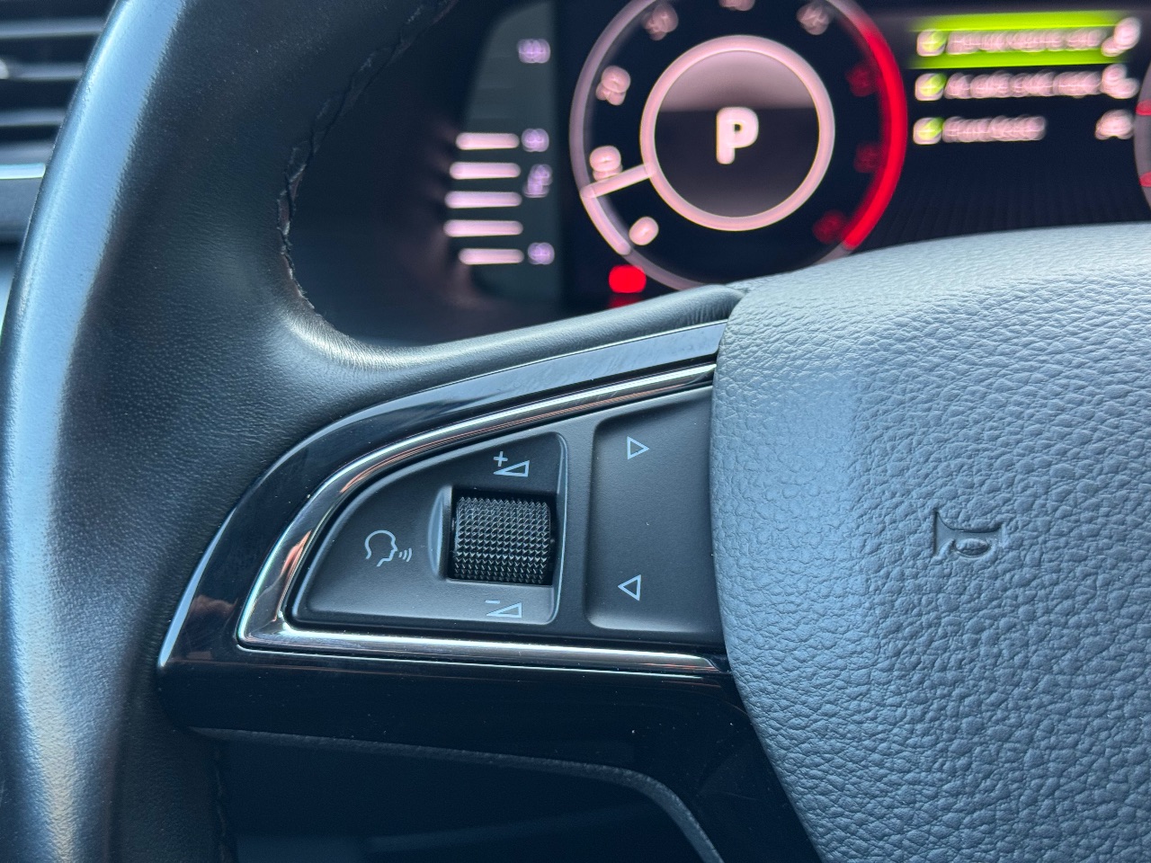 Skoda Superb - фото 32