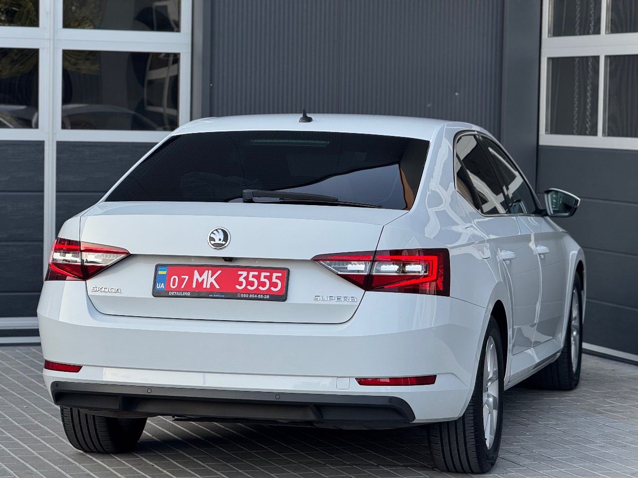 Skoda Superb - фото 12