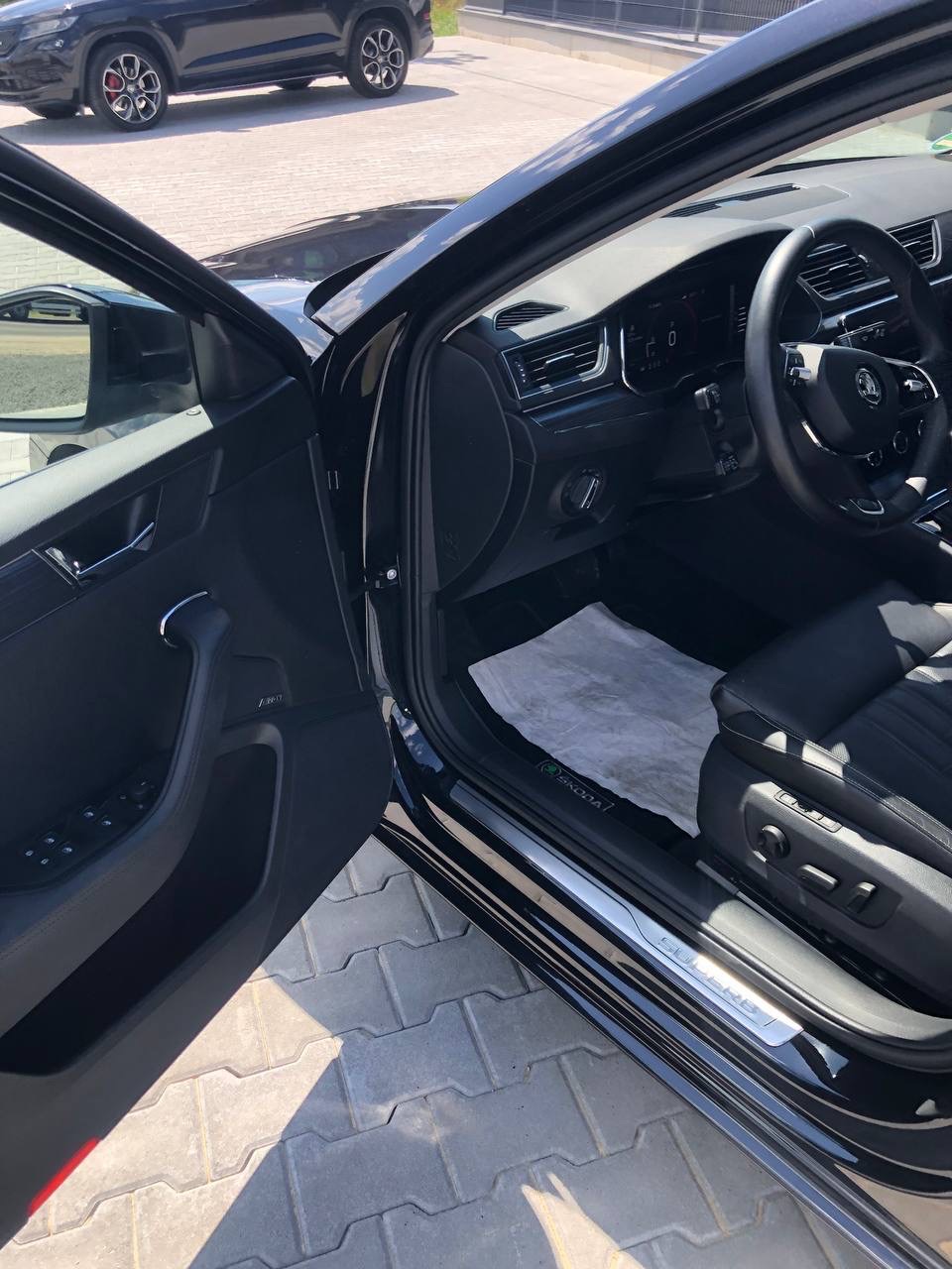 Skoda Superb - фото 9