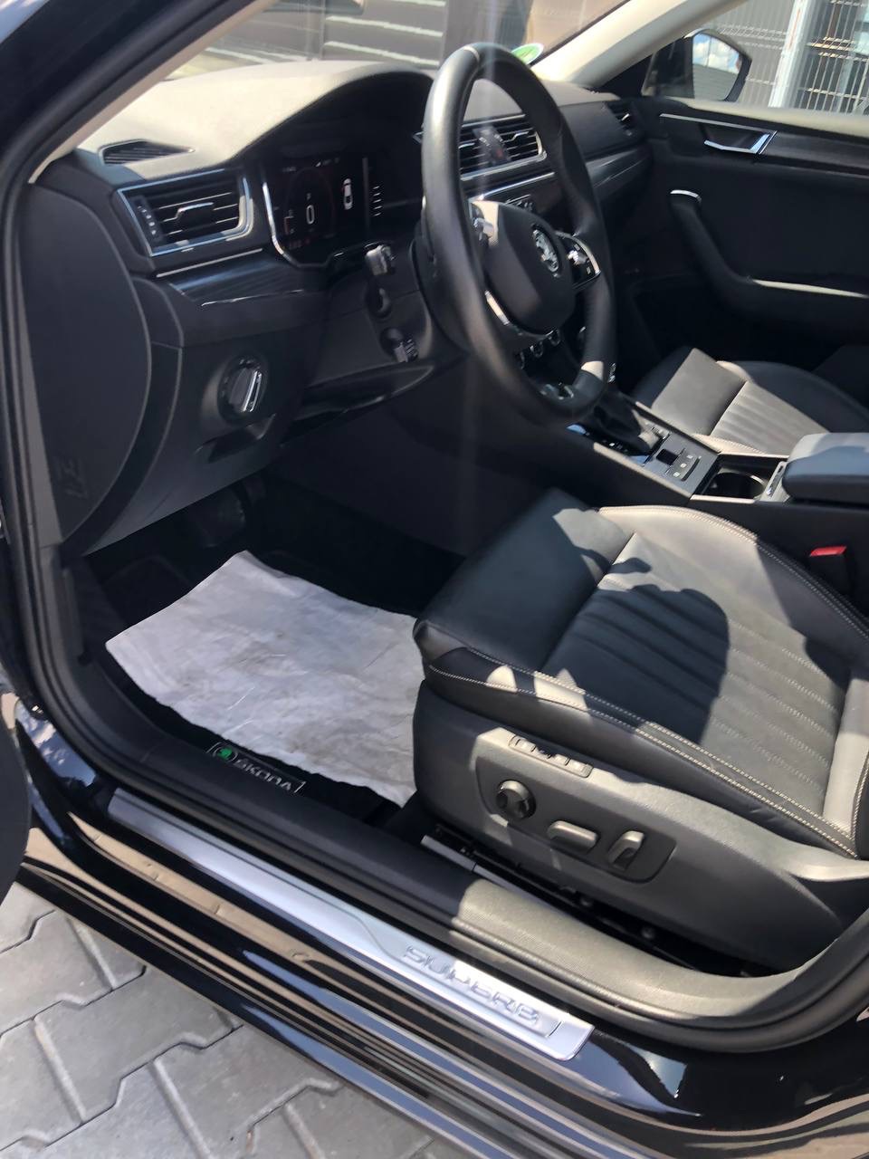 Skoda Superb - фото 7