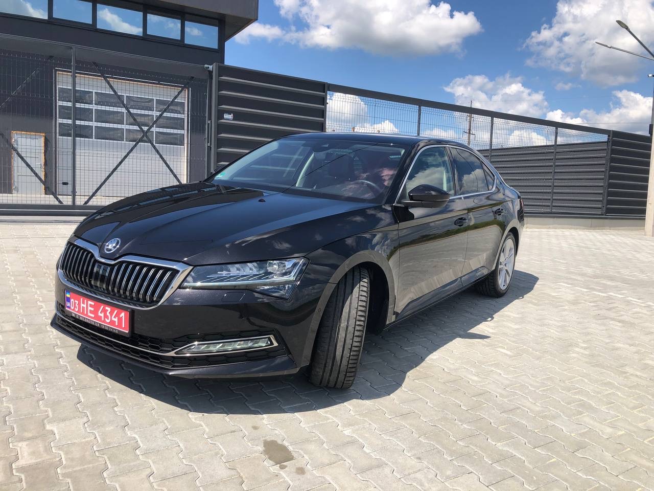 Skoda Superb - фото 3