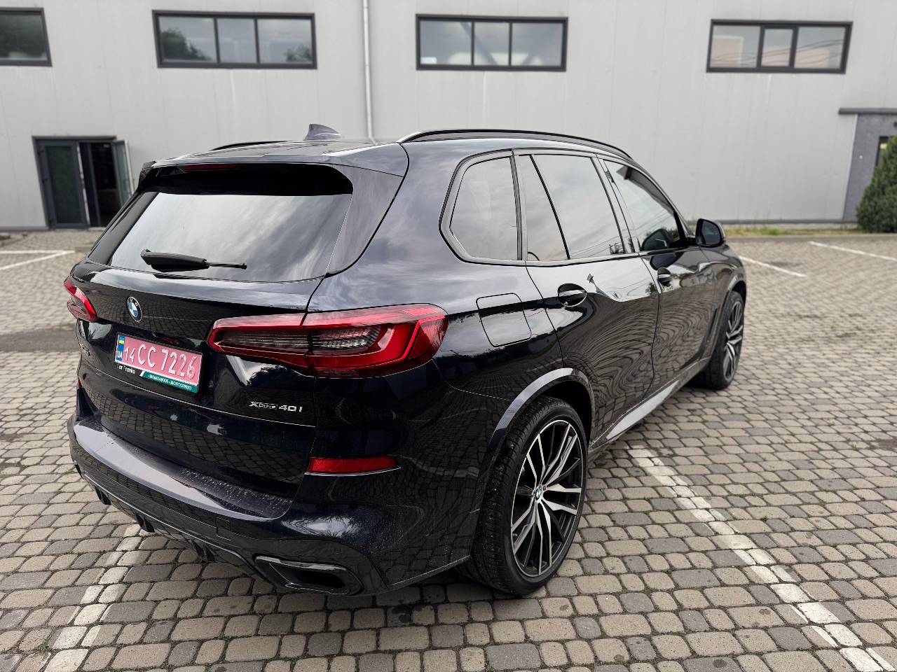BMW X5 - фото 6