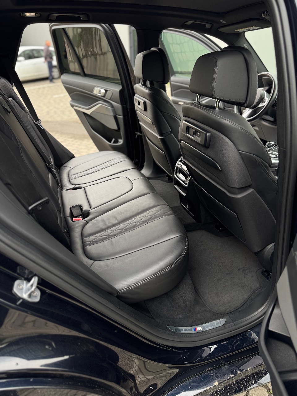 BMW X5 - фото 11