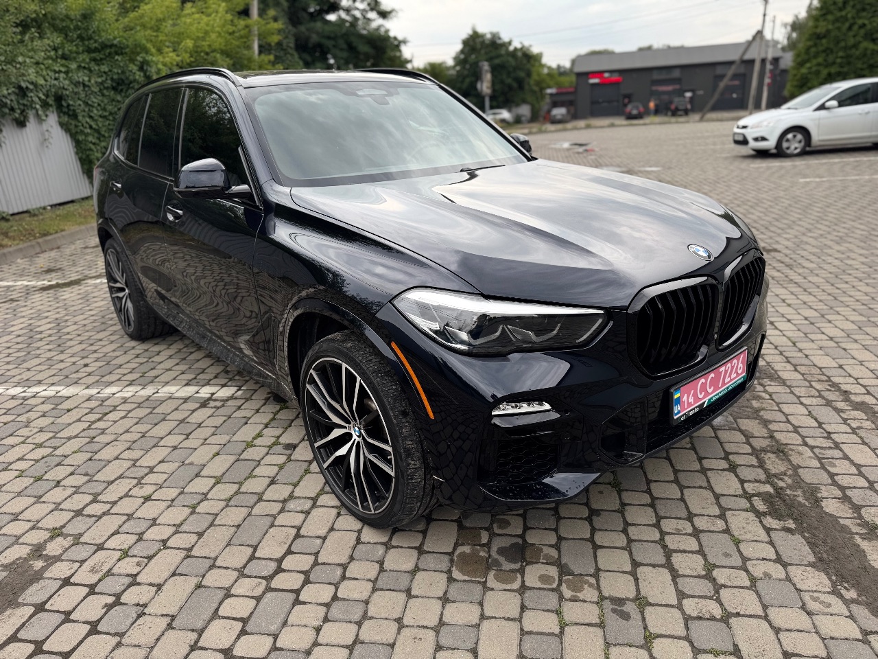 BMW X5 - фото 8