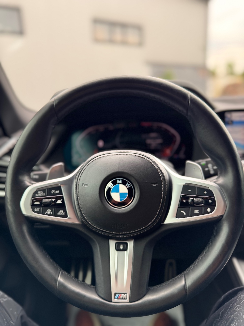 BMW X5 - фото 16