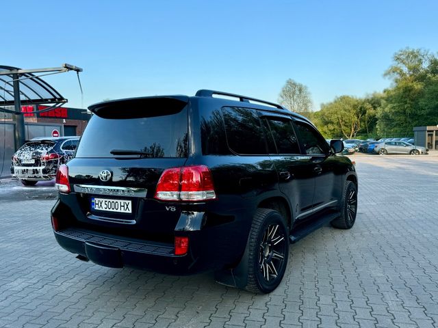 Toyota Land Cruiser - фото 3