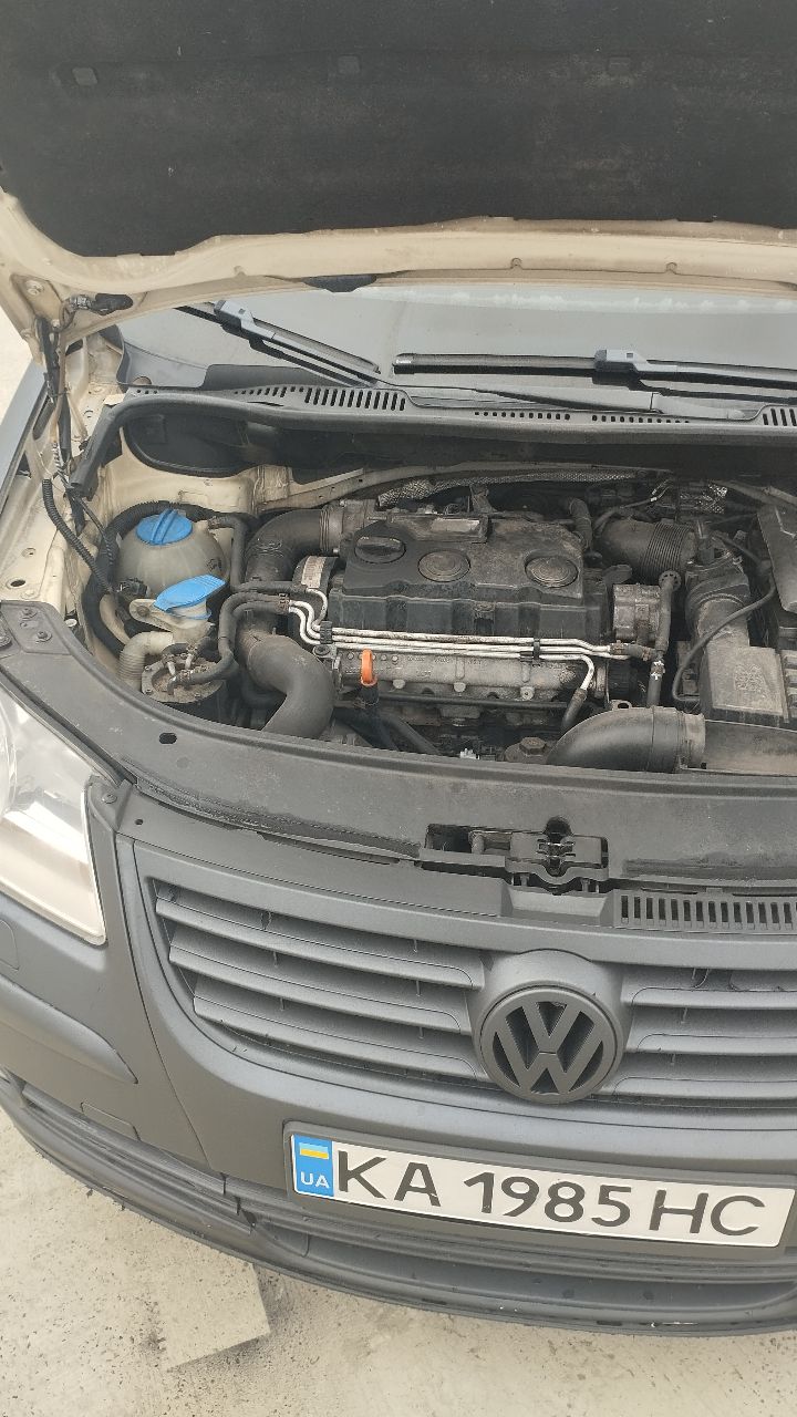 Volkswagen Touran - фото 20