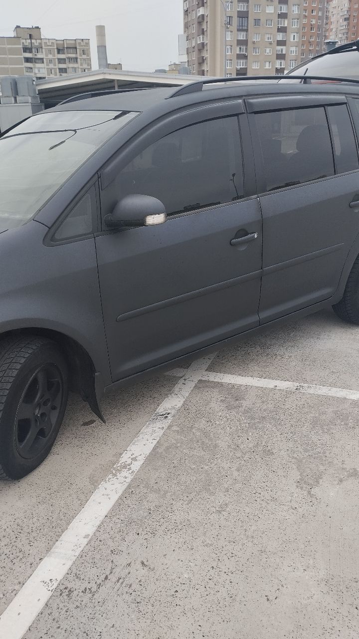 Volkswagen Touran - фото 17