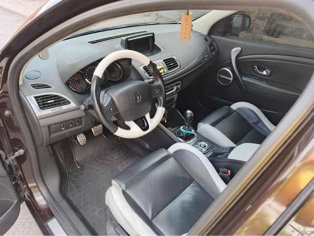 Renault Megane - фото 5