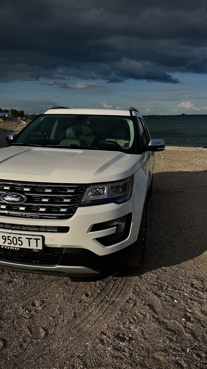 Ford Explorer - фото 5