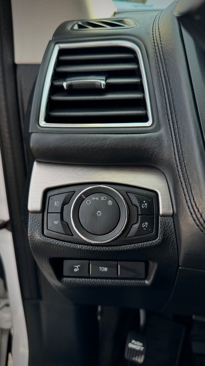 Ford Explorer - фото 11