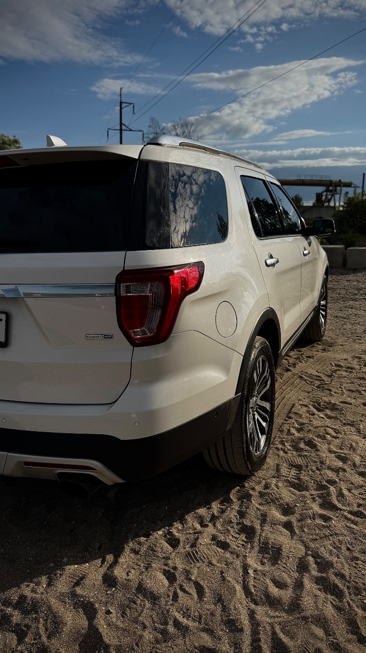 Ford Explorer - фото 2