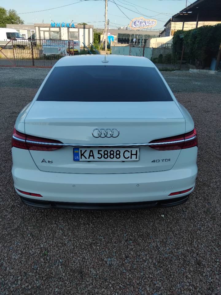 Audi A6 - фото 8