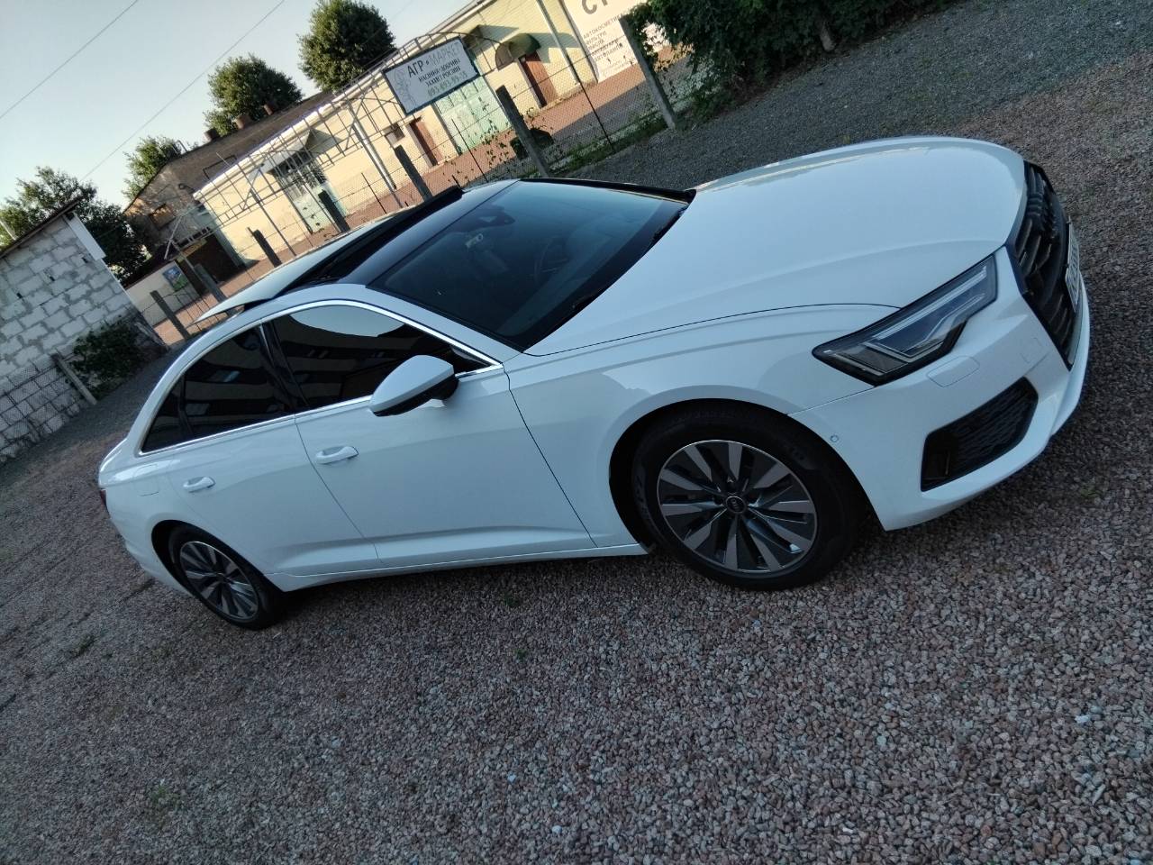 Audi A6 - фото 3