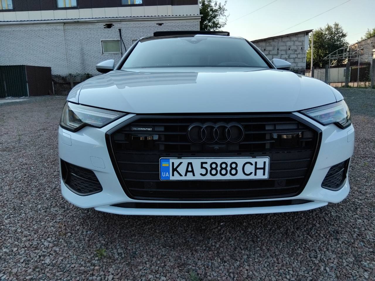 Audi A6 - фото 7