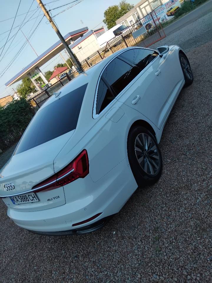 Audi A6 - фото 4