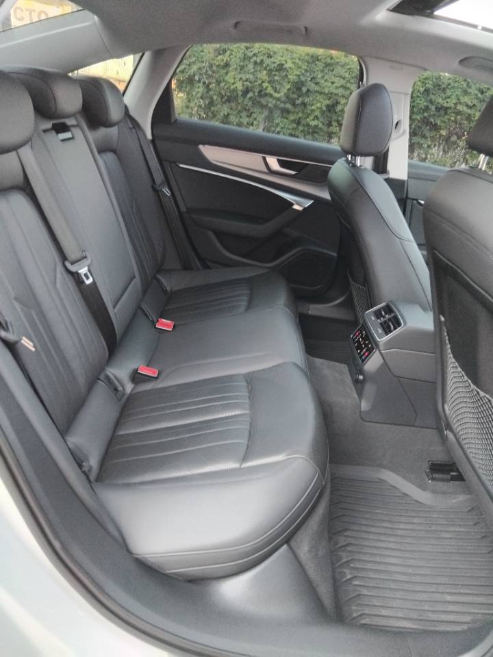 Audi A6 - фото 13