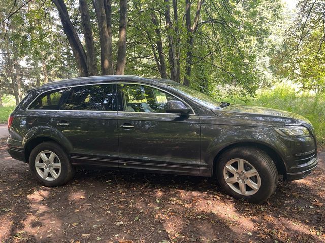 Audi Q7 - фото 4
