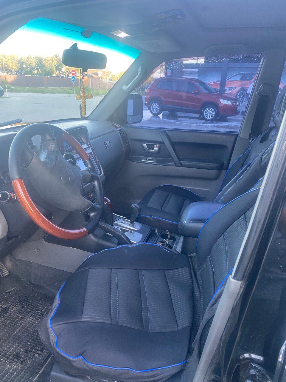 Mitsubishi Pajero - фото 10