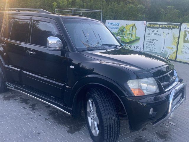 Mitsubishi Pajero - фото 4