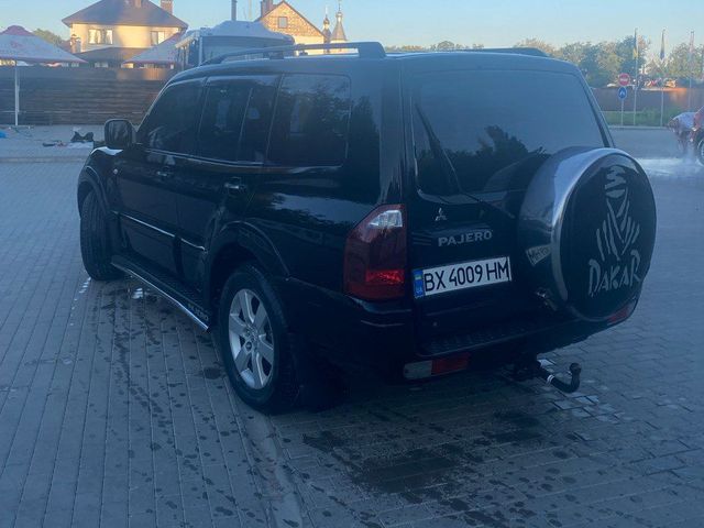 Mitsubishi Pajero - фото 3