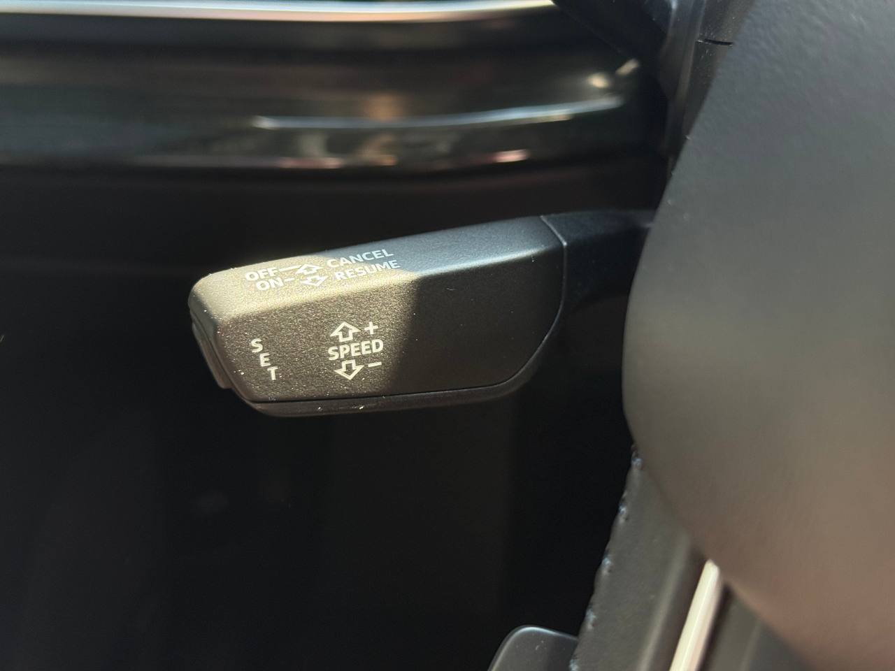 Audi Q7 - фото 42