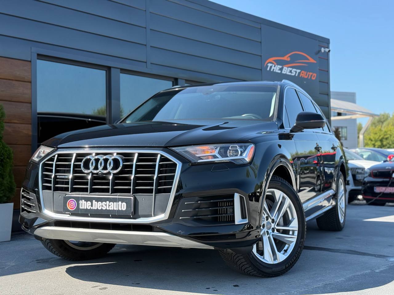 Audi Q7 - фото 3
