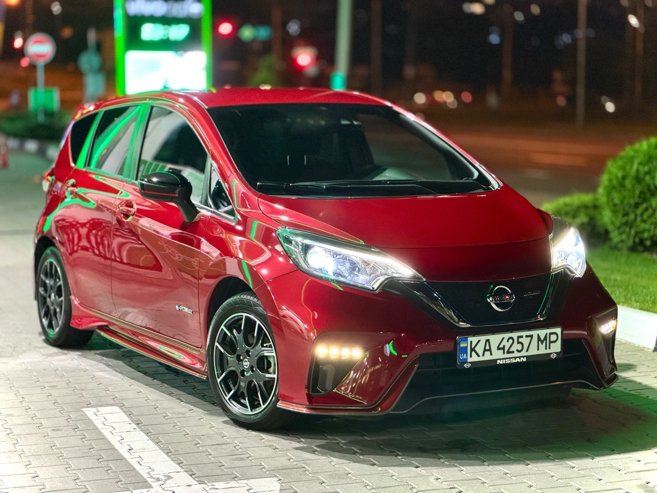 Nissan Note - фото 1