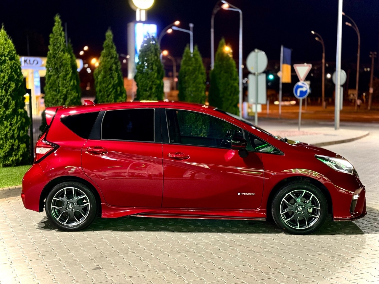 Nissan Note - фото 7