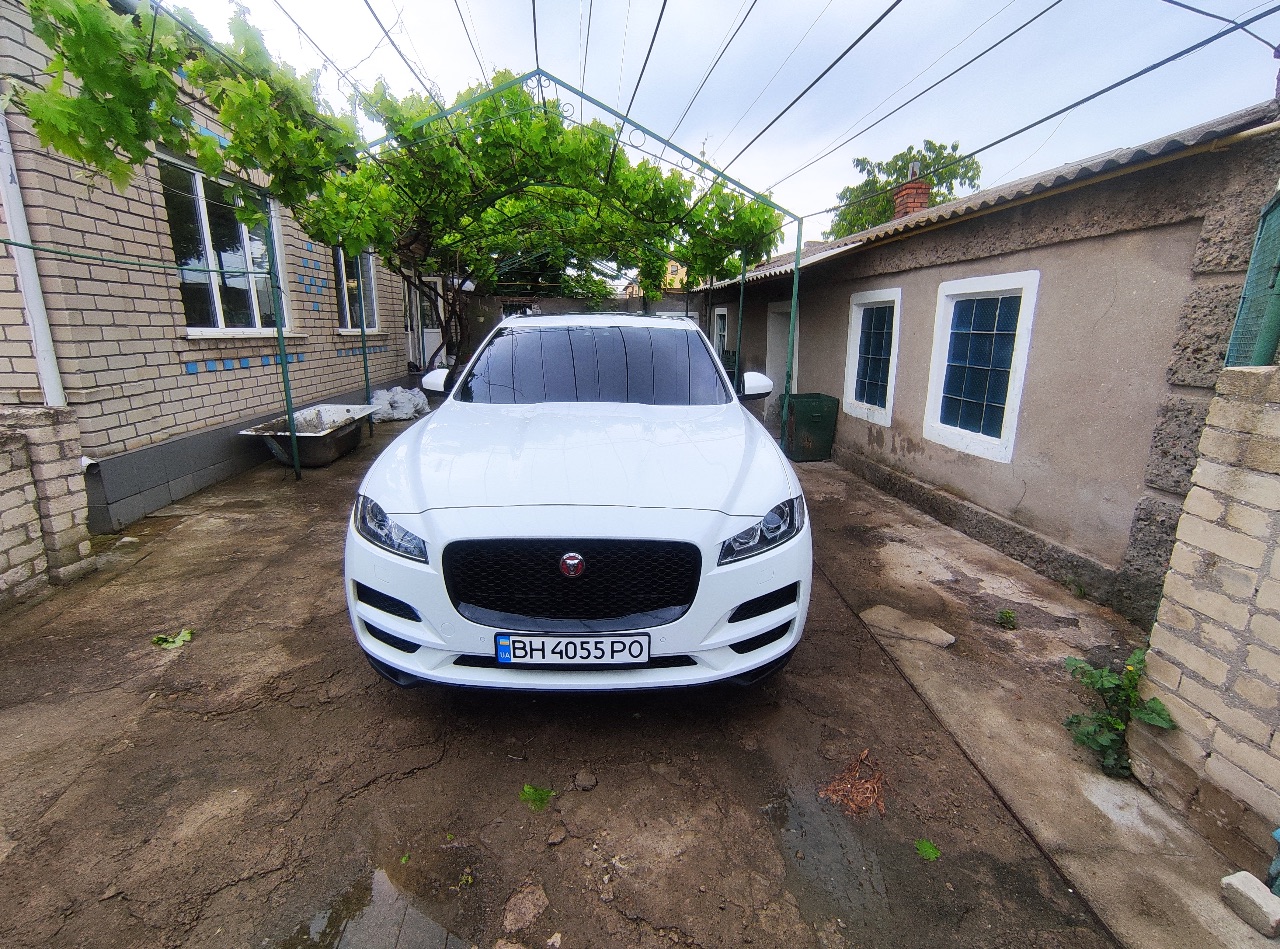 Jaguar F-Pace - фото 1