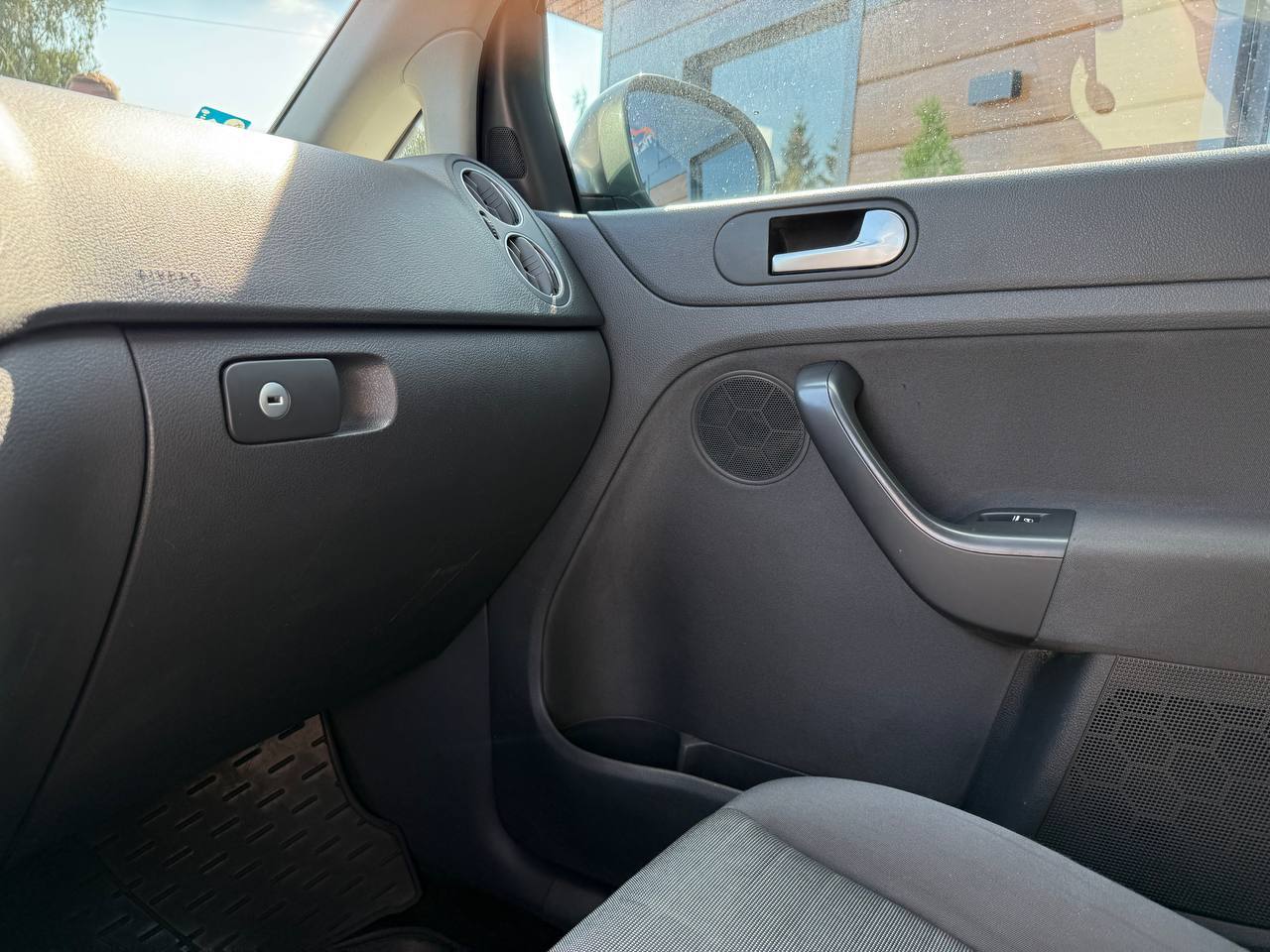 Volkswagen Golf Plus - фото 22