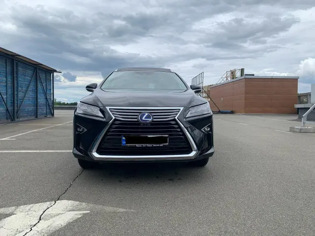 Lexus RX - фото 5