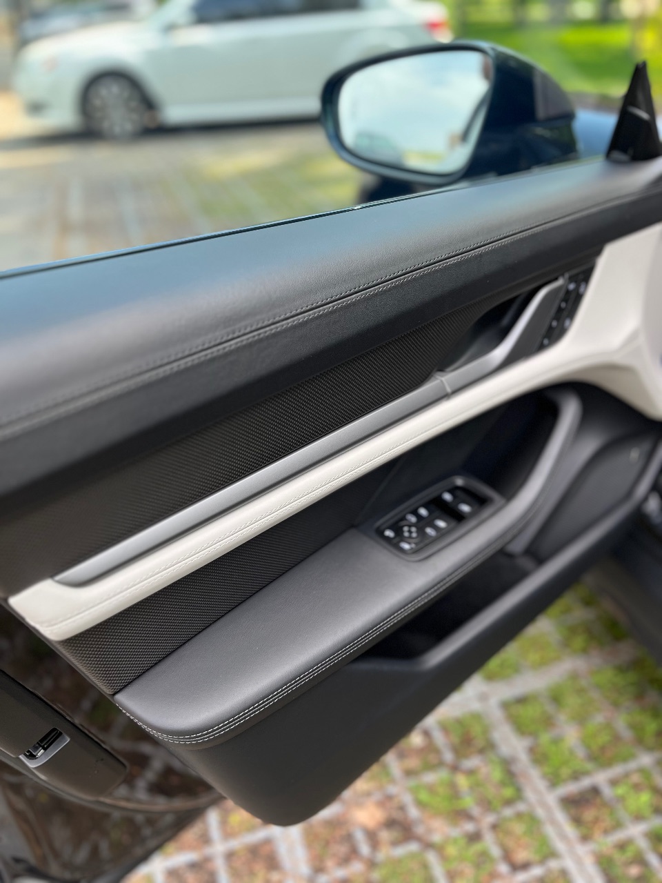 Porsche Taycan - фото 14