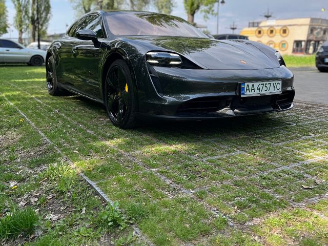 Porsche Taycan - фото 3