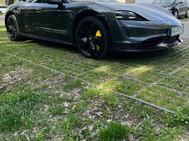 Porsche Taycan - фото 4
