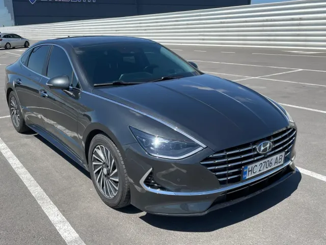 Hyundai Sonata - фото 3