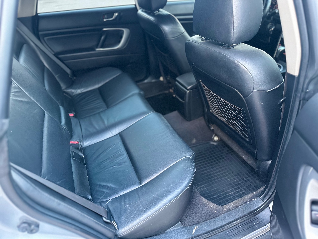 Subaru Outback - фото 10