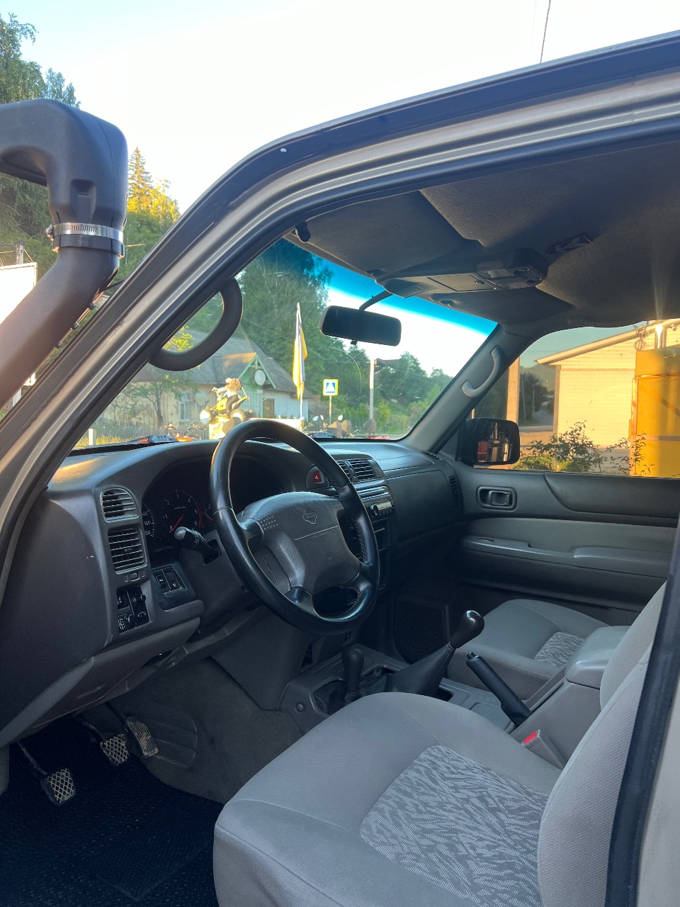 Nissan Patrol - фото 11