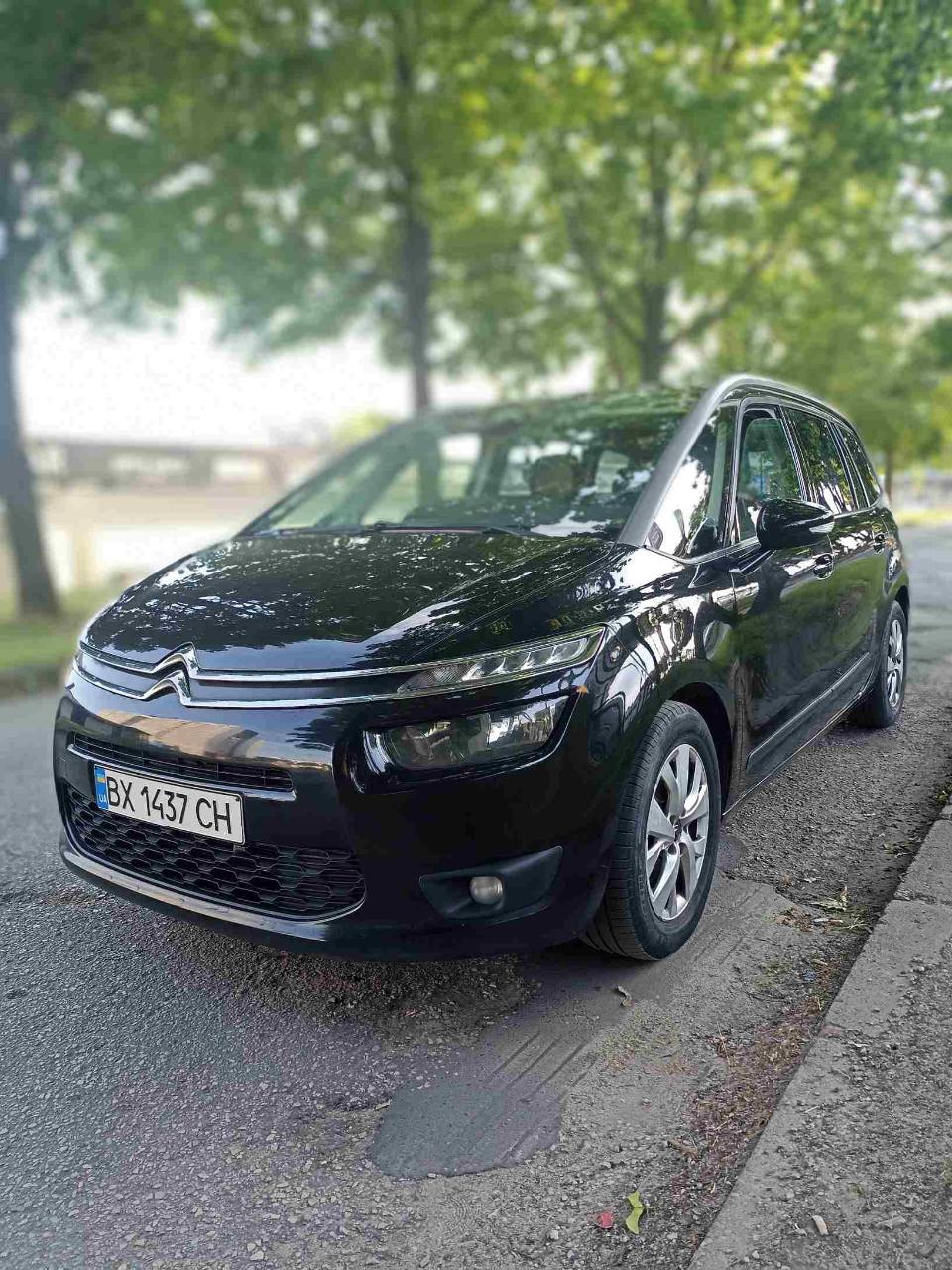 Citroen C4 Picasso - фото 1