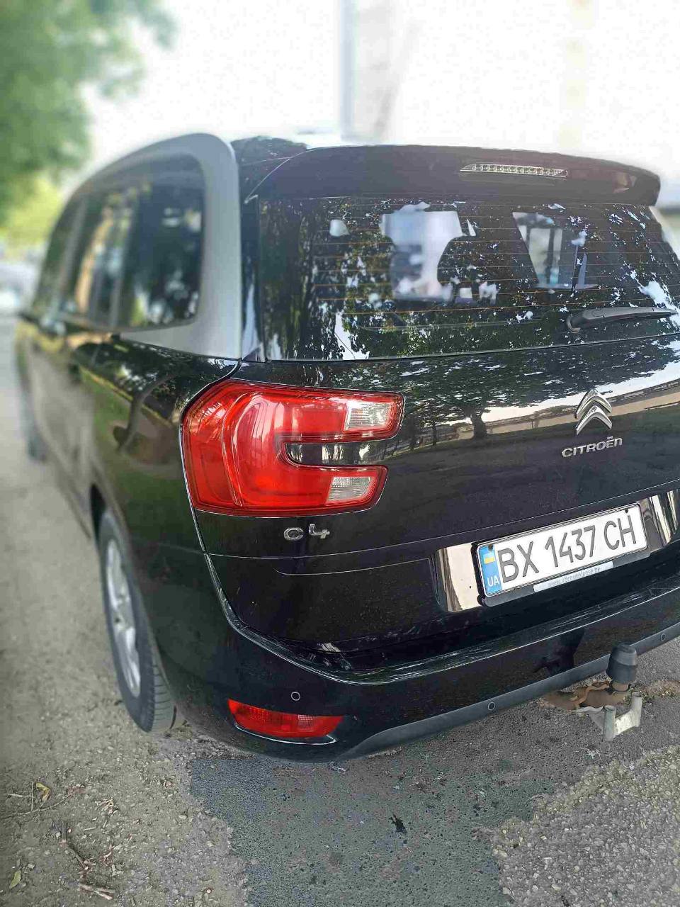Citroen C4 Picasso - фото 8