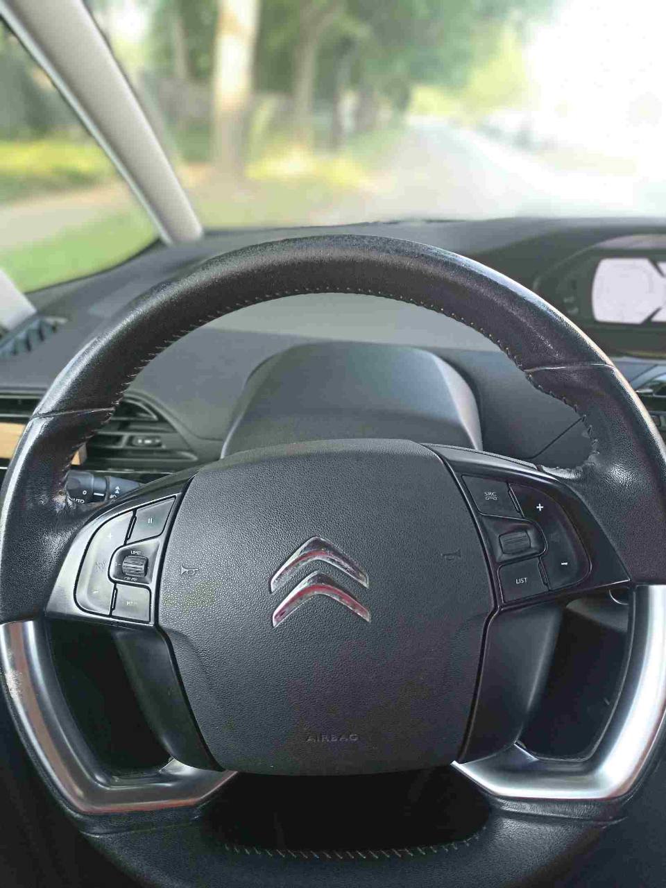 Citroen C4 Picasso - фото 11