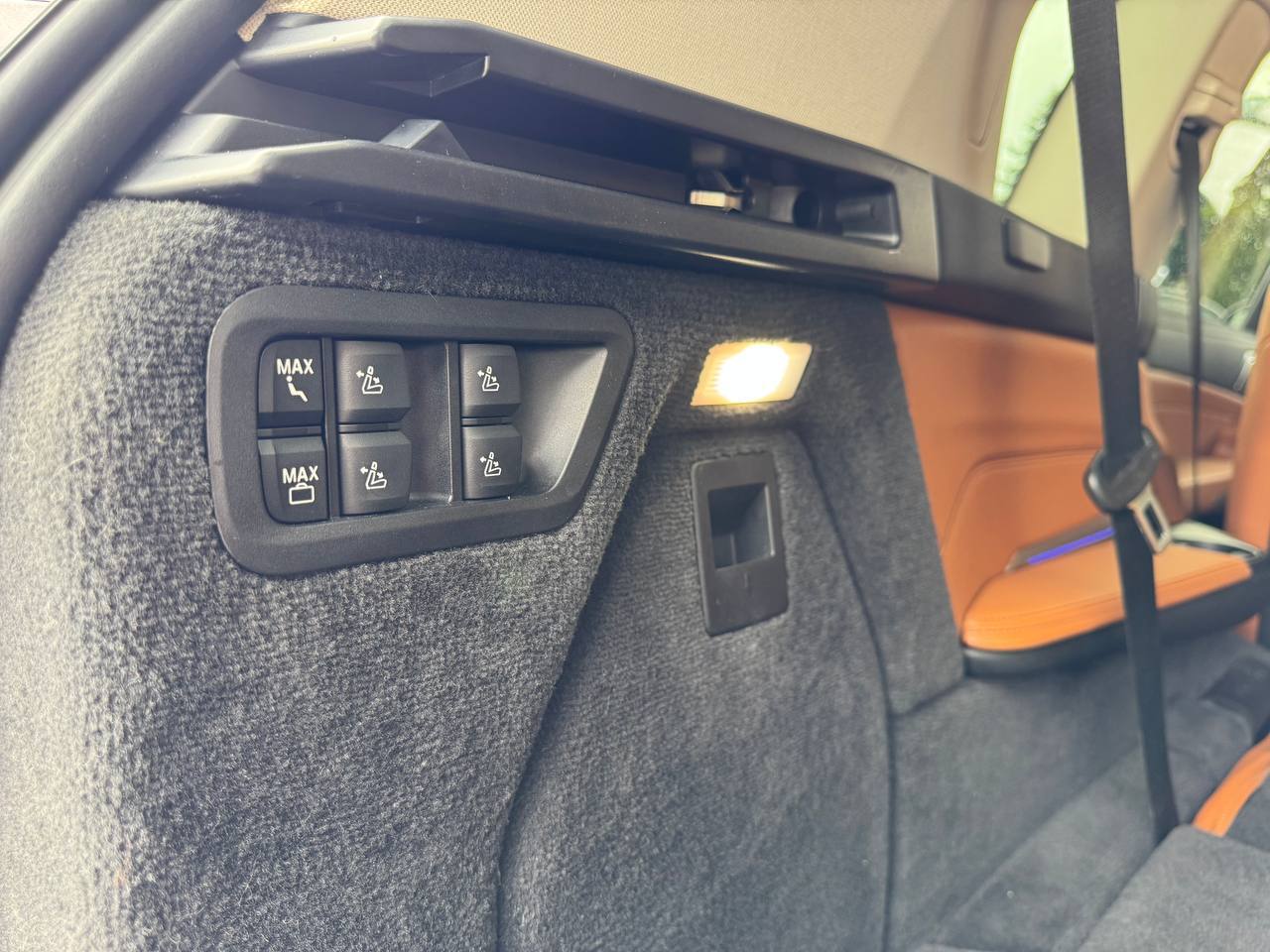 BMW X7 - фото 17