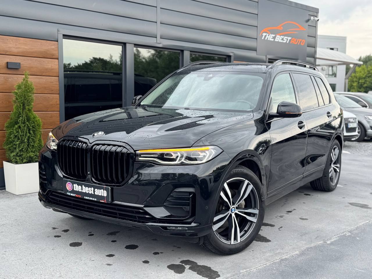 BMW X7 - фото 7