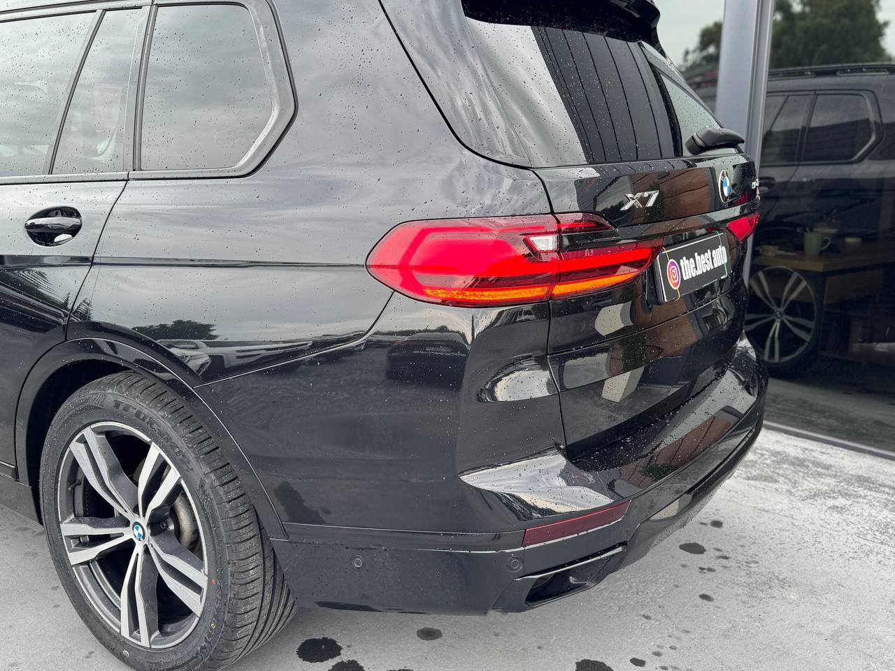 BMW X7 - фото 14