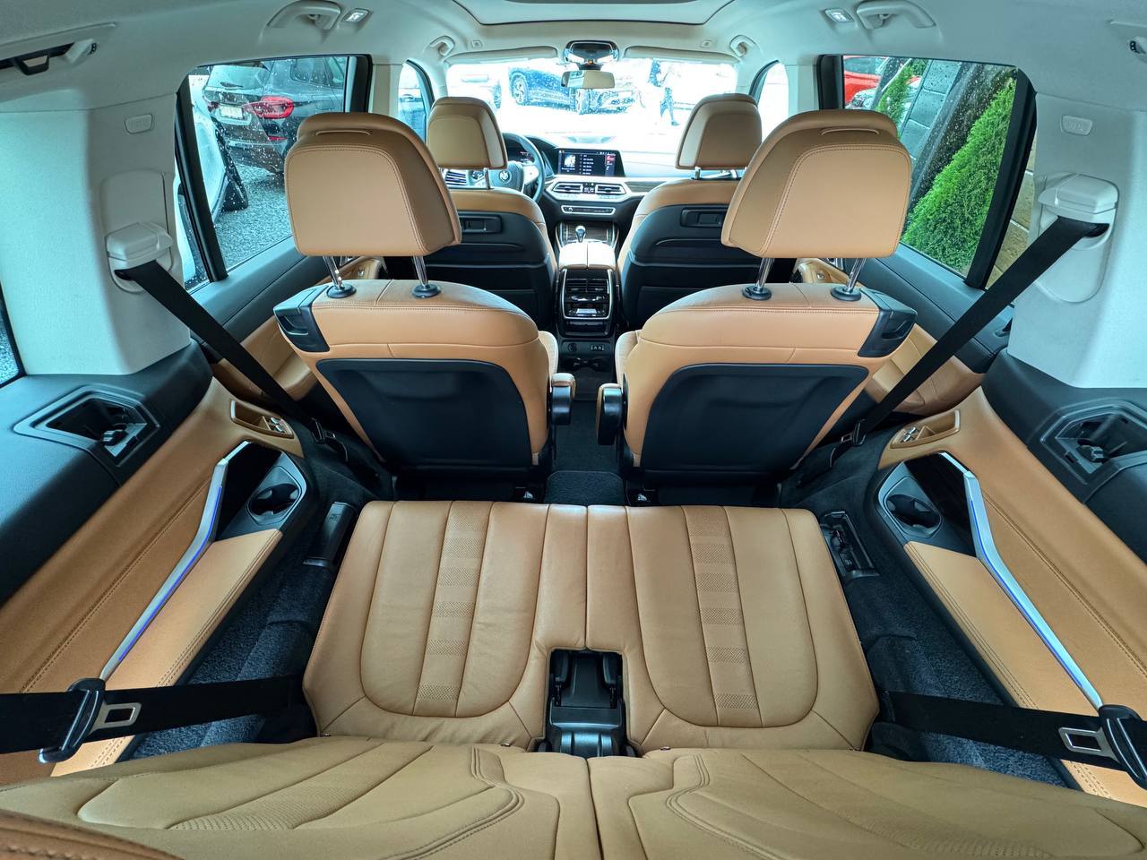 BMW X7 - фото 21