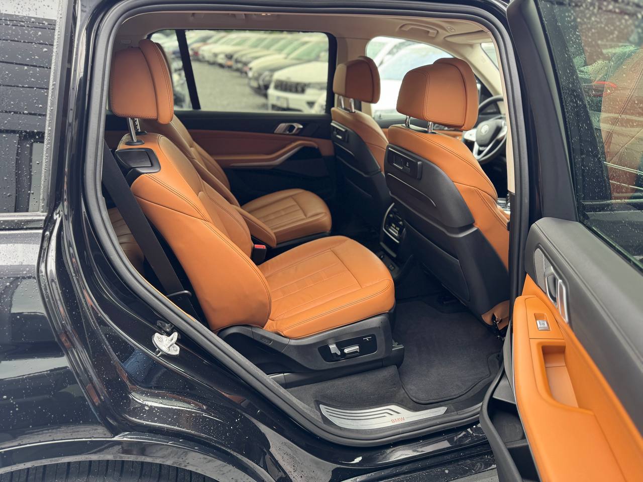 BMW X7 - фото 24