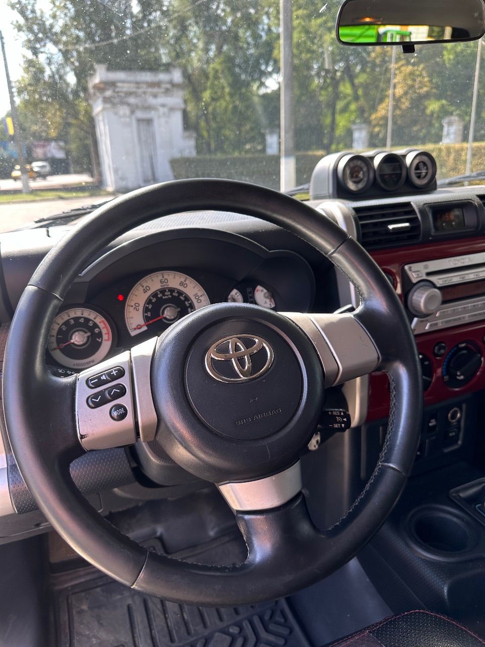 Toyota FJ Cruiser - фото 19