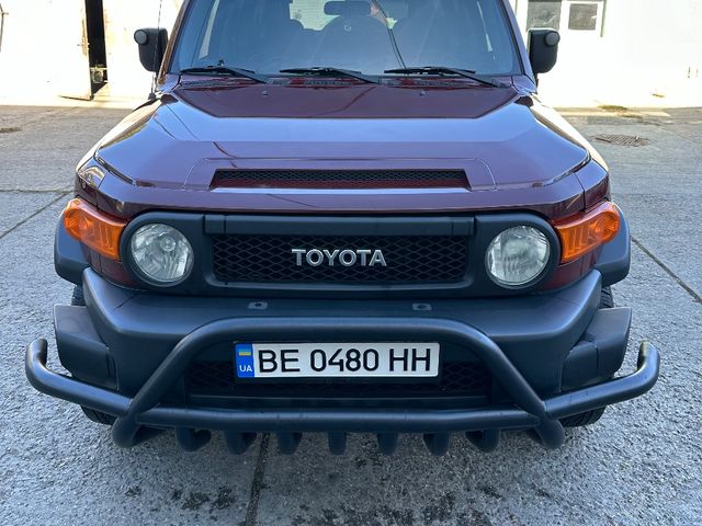 Toyota FJ Cruiser - зображення 1